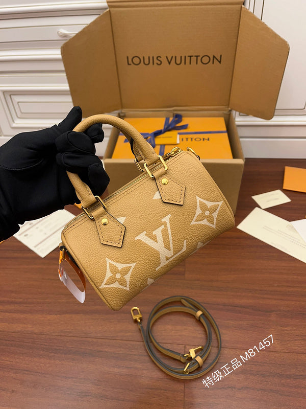 Alice Bags- Louis Vuittons  - 16200