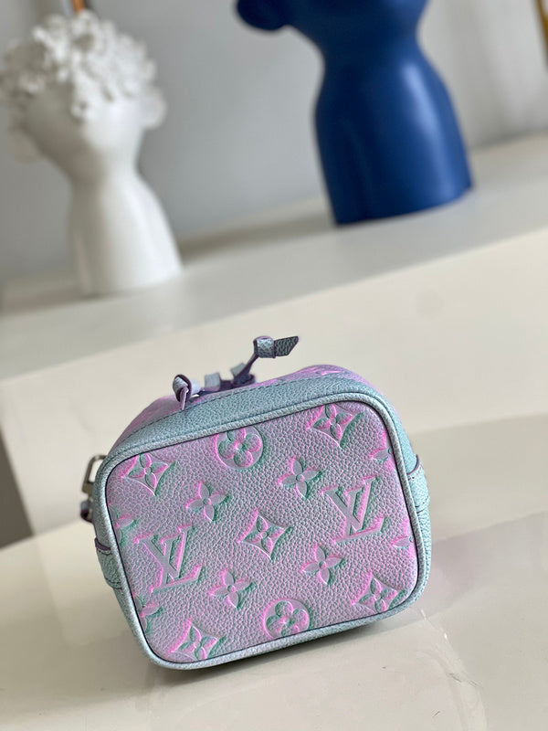 Alice Bags- Louis Vuittons  - 16466