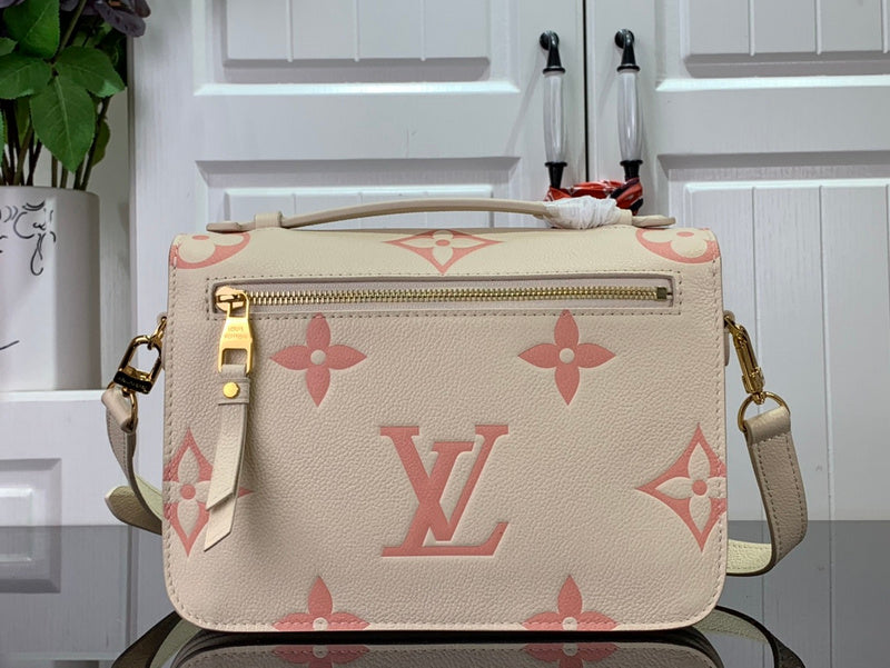 Alice bags - Louis Vuittons  - 15821