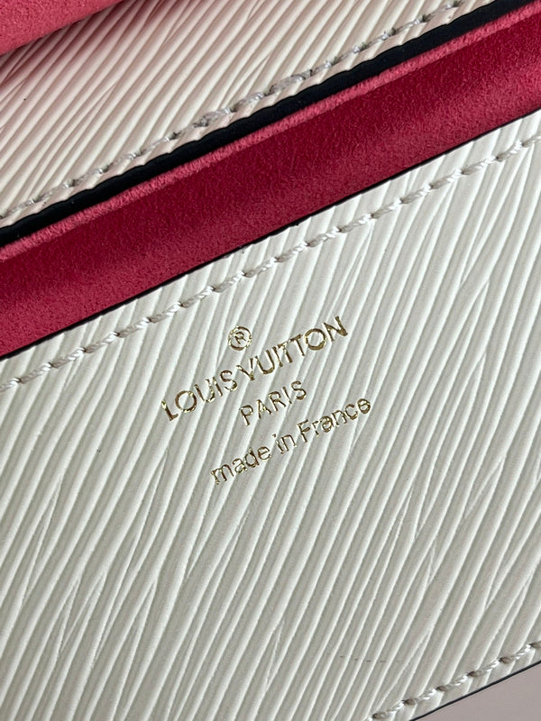 Alice Bags- Louis Vuittons  - 16614