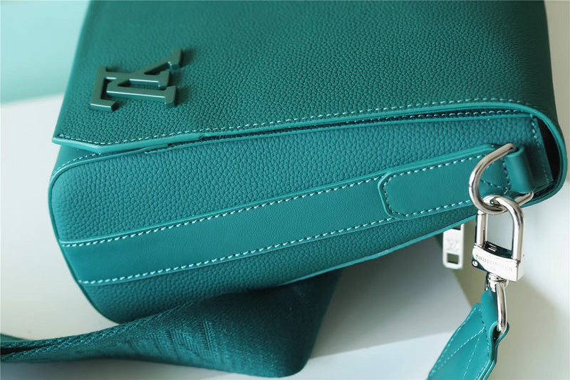 Alice bags - Louis Vuittons  - 9921