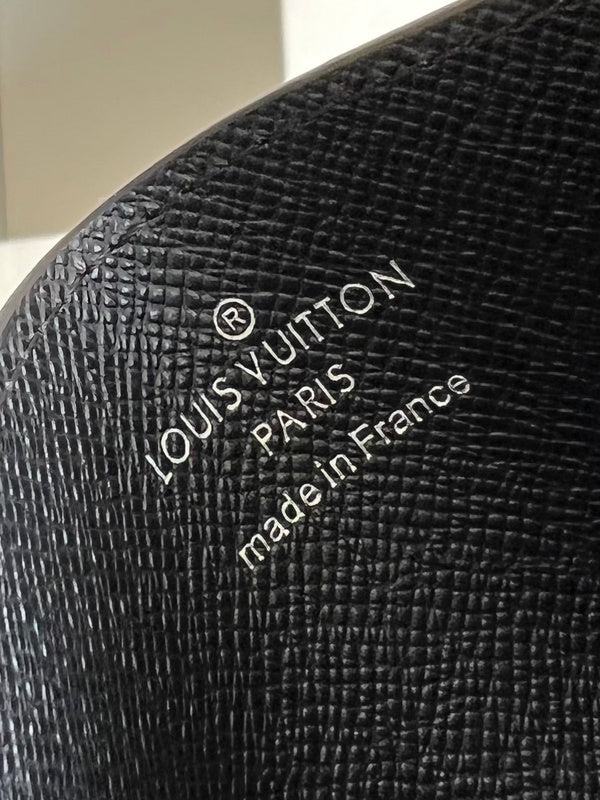 Alice Bags- Louis Vuittons  - 16268