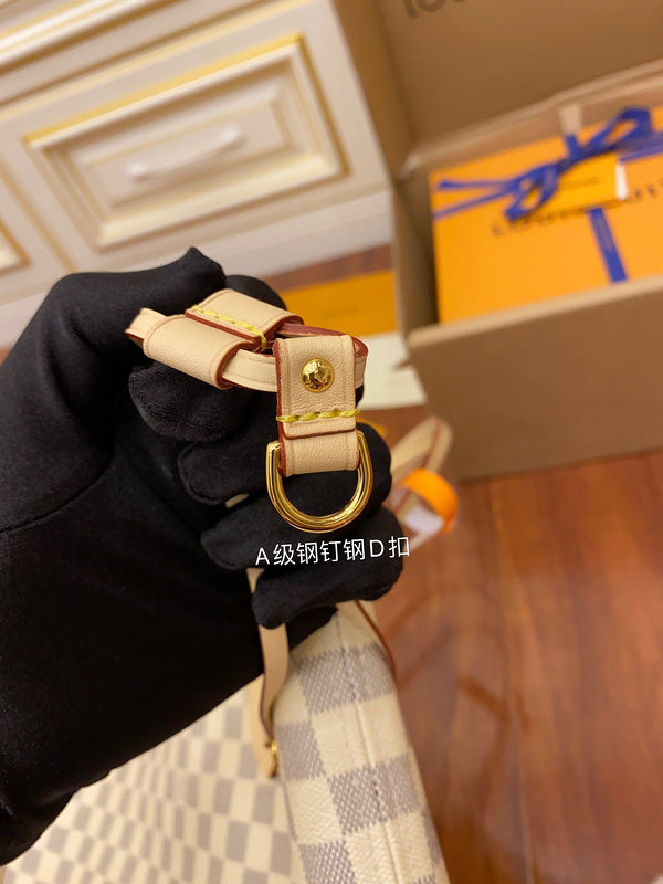 Alice bags - Louis Vuittons  - 15546