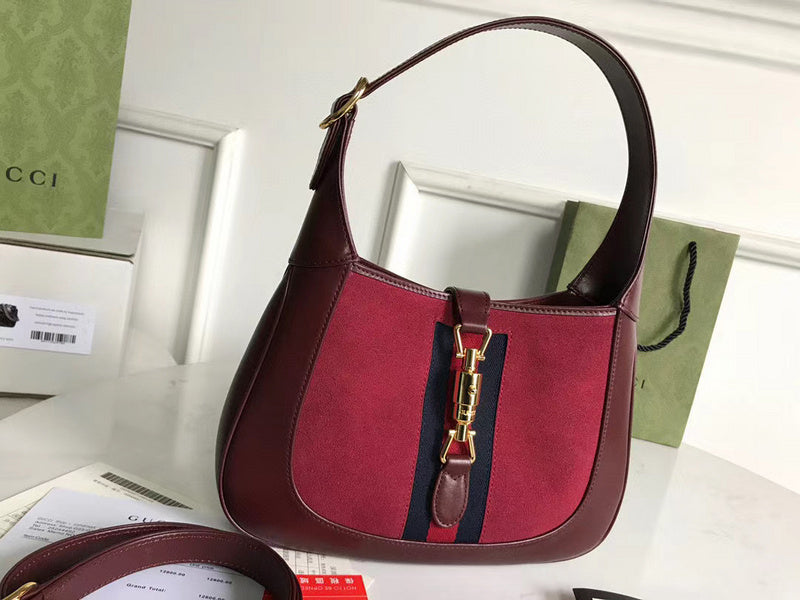 Gucci   Luxury Bags  1041