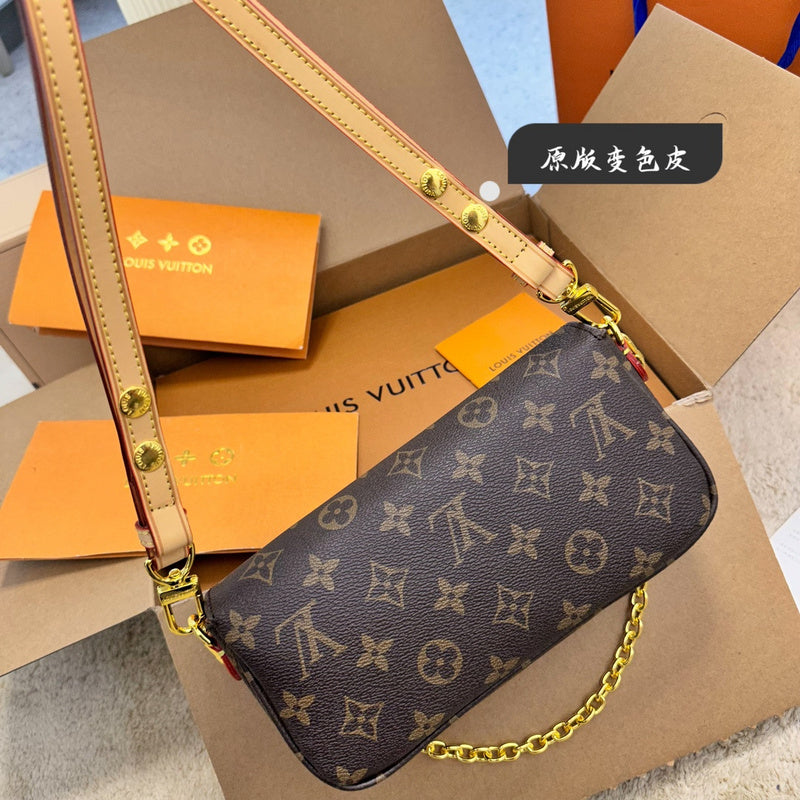 Alice Bags- Louis Vuittons  - 15904