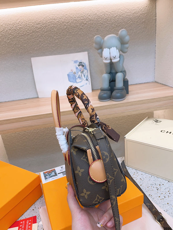 Alice bags - Louis Vuittons  - 14904