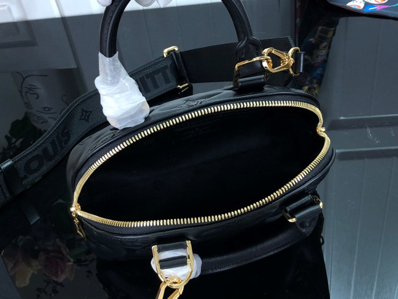 Alice Bags- Louis Vuittons  - 16731