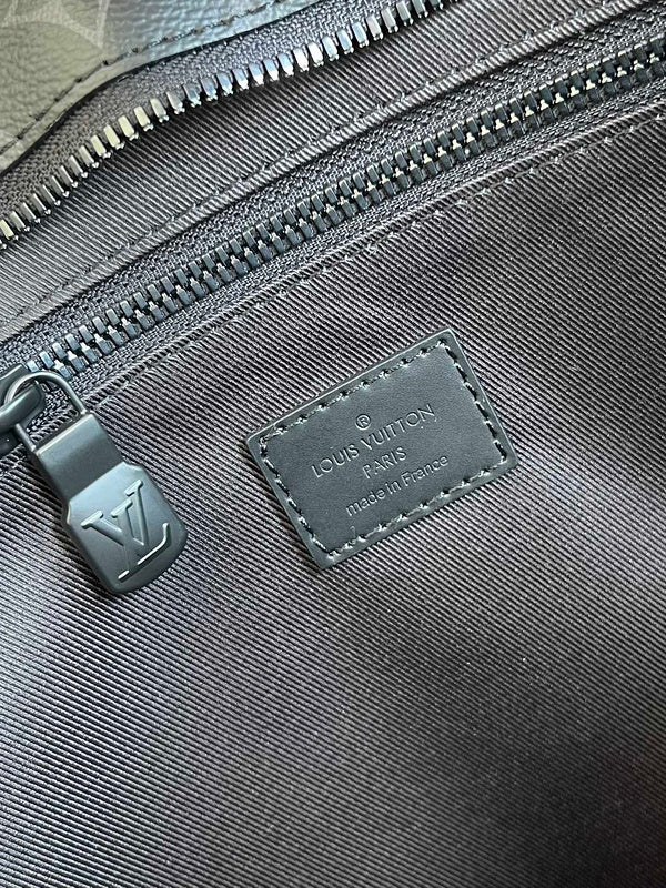 Alice Bags- Louis Vuittons  - 16615