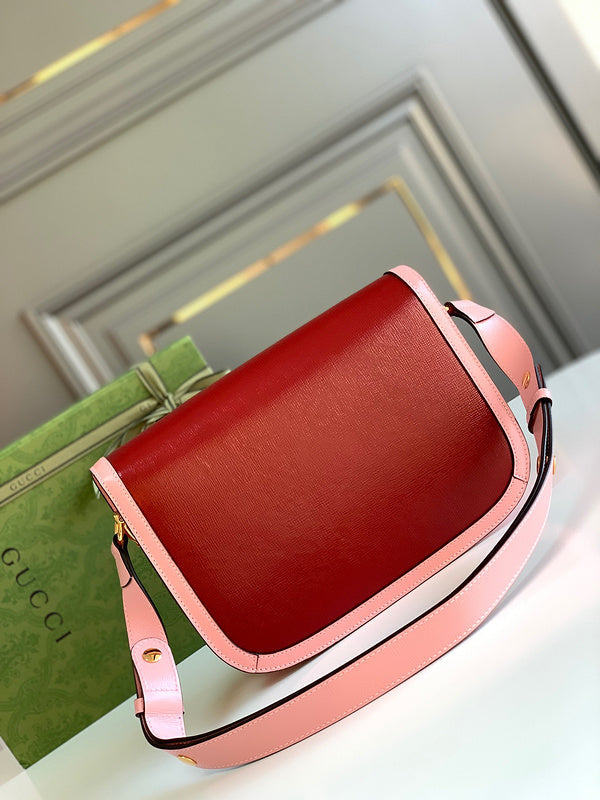 Gucci   Luxury Bags  1085