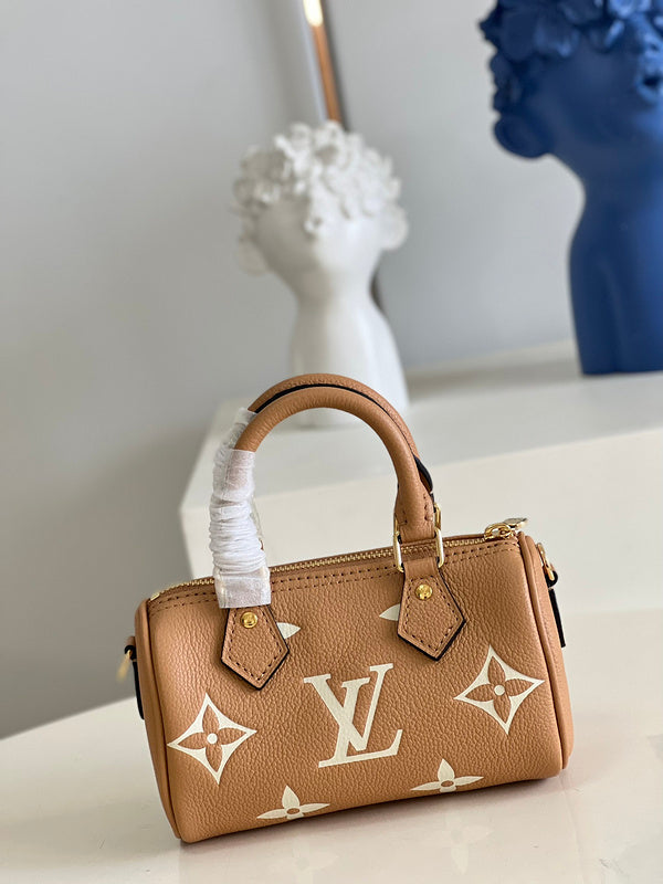 Alice  Bags- Louis Vuittons  - 16468