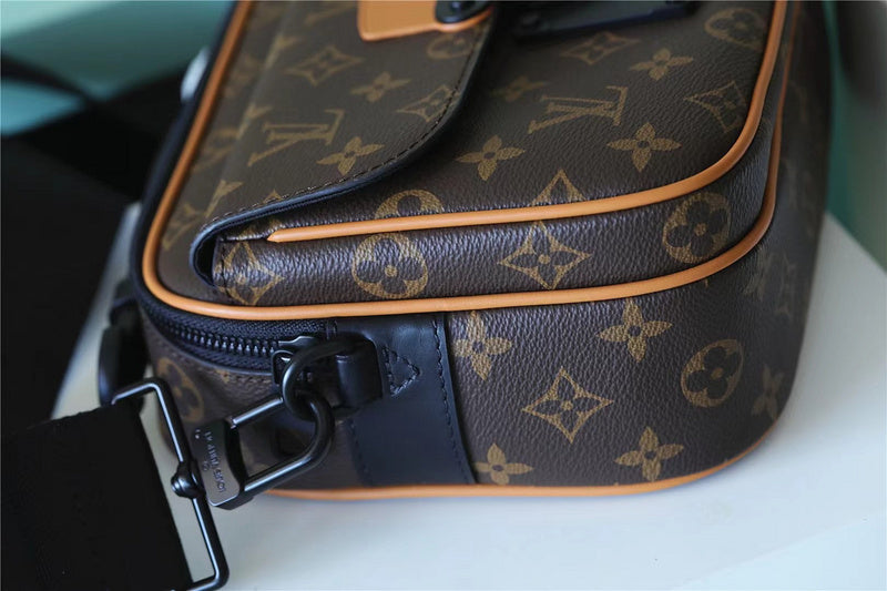 Alice bags - Louis Vuittons  - 10090