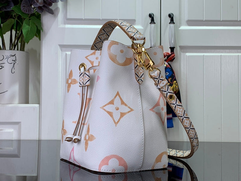 Alice bags - Louis Vuittons  - 15239