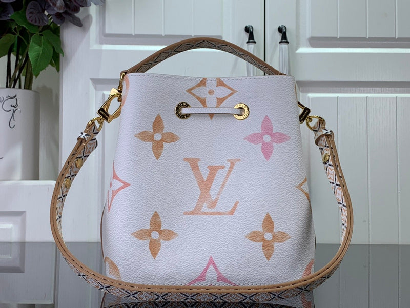 Alice bags - Louis Vuittons  - 15239