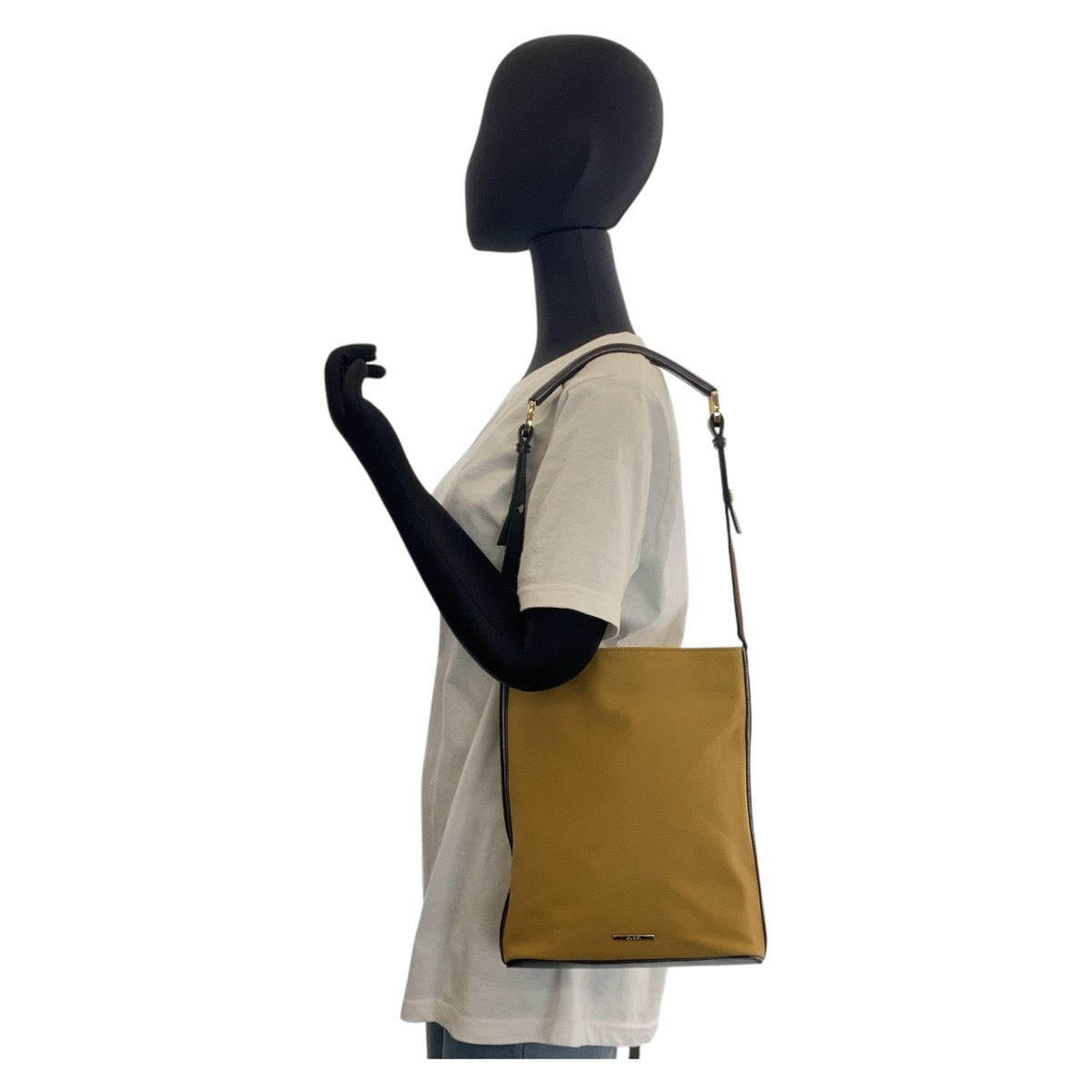 GUCCI Shoulder Bag 4286 Canvas, Leather Camel Black Gold Metal Sherry line Women Used