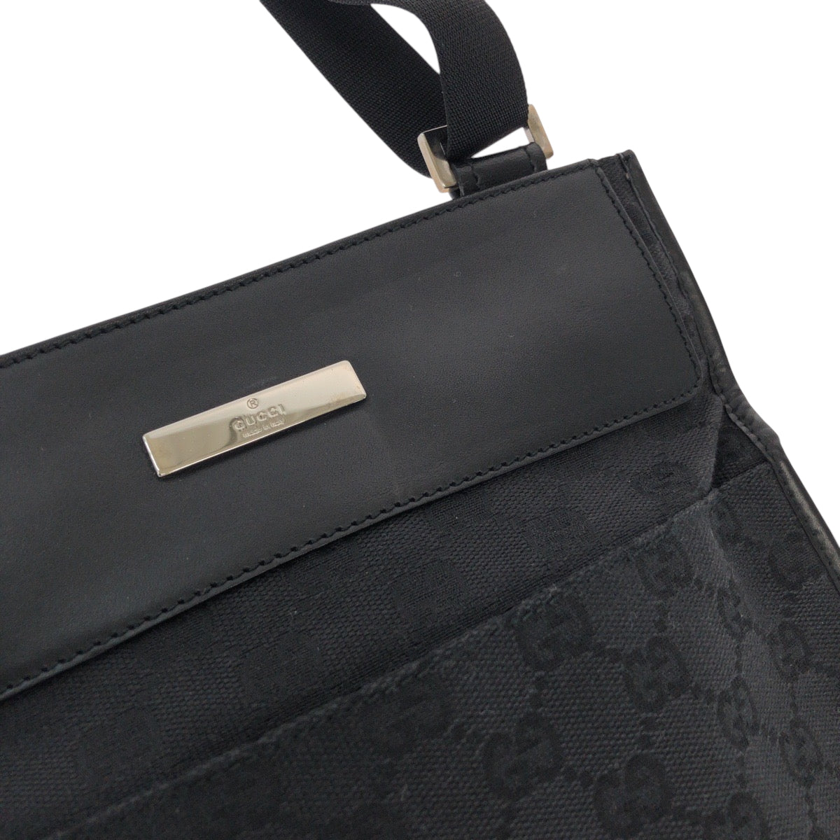 GUCCI Shoulder Bag 27639 GG canvas Black SilverMetal Shoulder Bag Sacoche Women Used