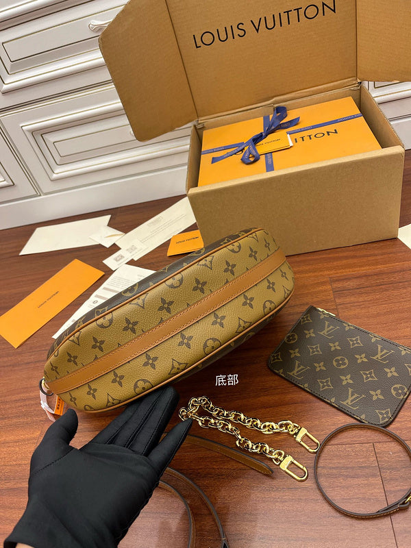 Alice Bags- Louis Vuittons  - 16079