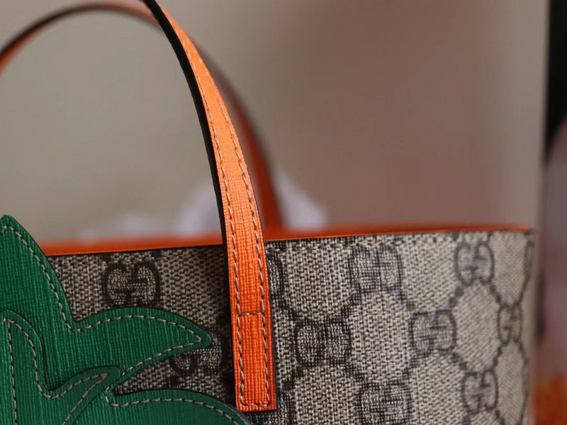 Gucci   Luxury Bags  1299