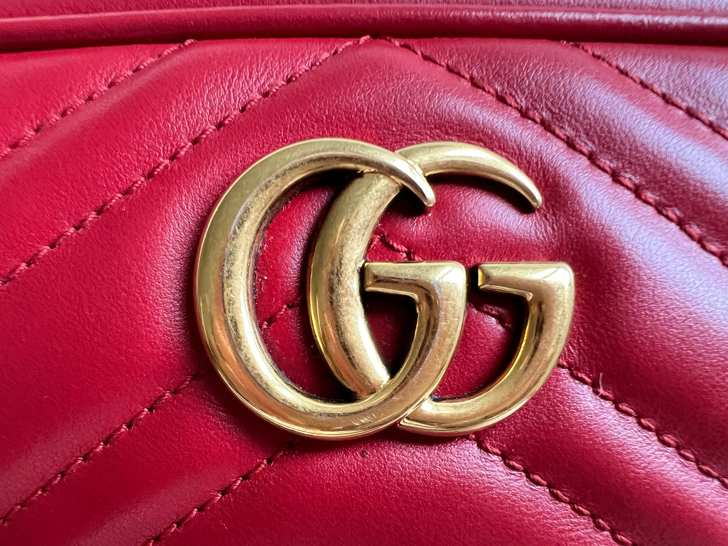 Gucci GG Hibiscus Red Marmont Mini Shoulder Bag (RRP £1220)