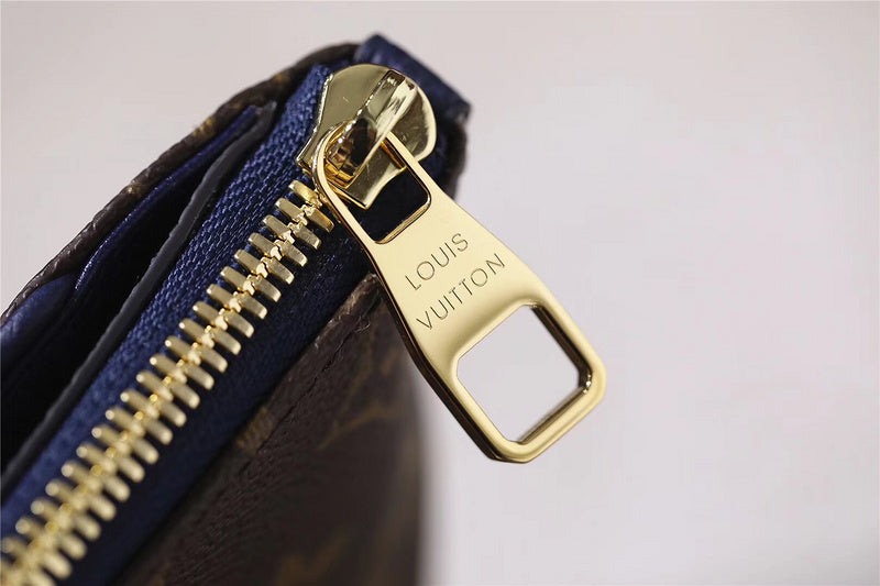 Alice bags - Louis Vuittons  - 8000