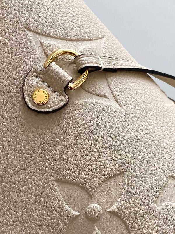 Alice bags- Louis Vuittons  - 16818