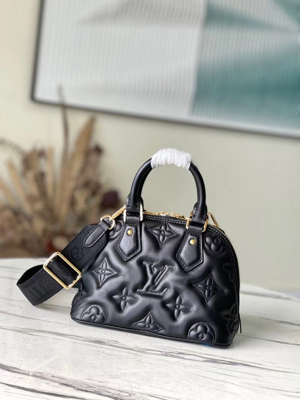 Alice Bags- Louis Vuittons  - 16618