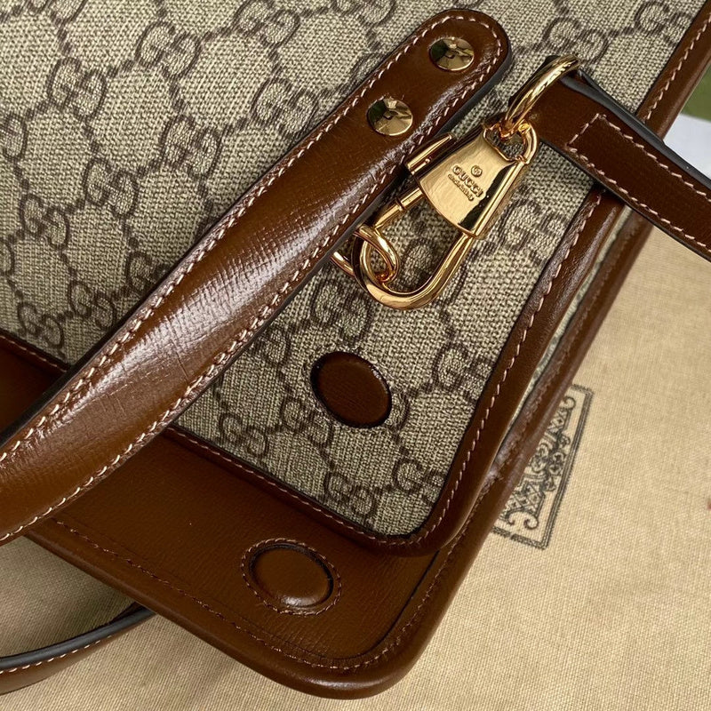 Gucci   Luxury Bags  1022