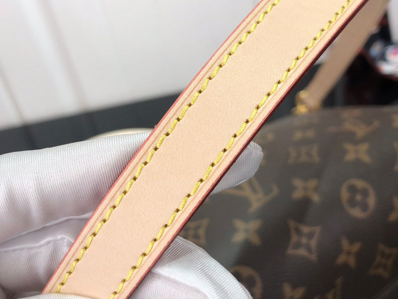 Alice  Bags- Louis Vuittons  - 15928