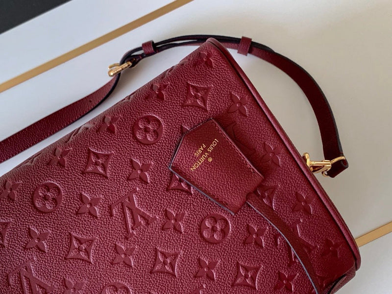 Alice bags - Louis Vuittons  - 15216