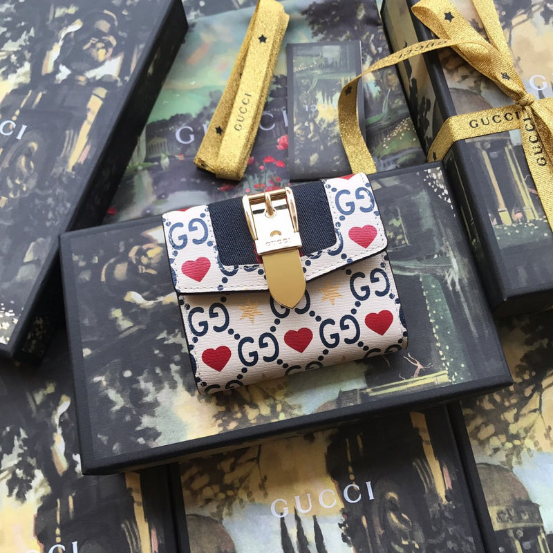 Gucci   Luxury Bags  887