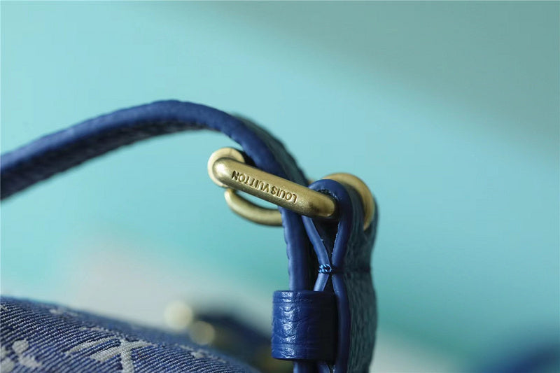 Alice bags - Louis Vuittons  - 9900