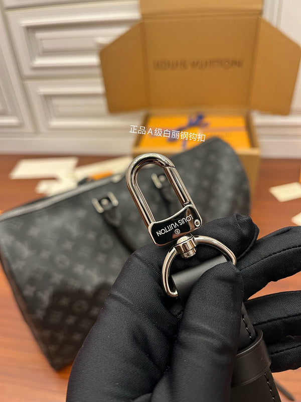 Alice Bags- Louis Vuittons  - 16345