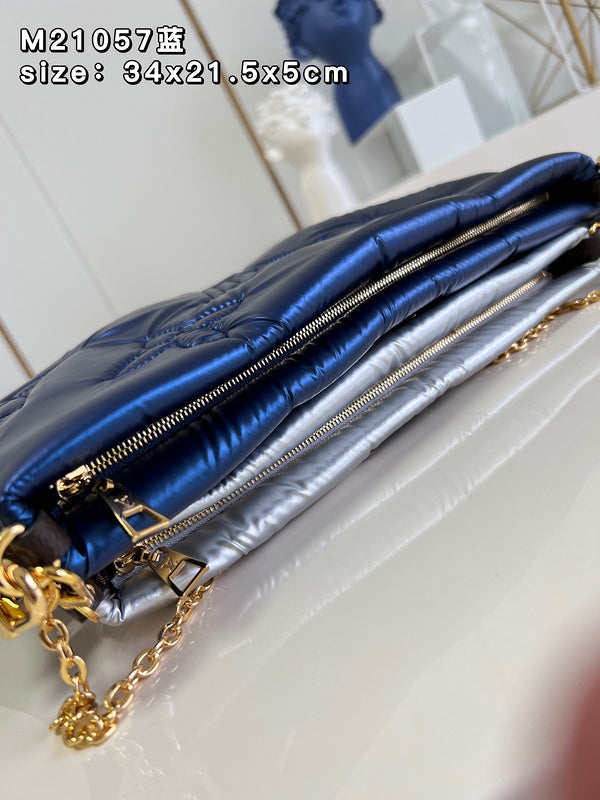 Alice Bags- Louis Vuittons  - 16095