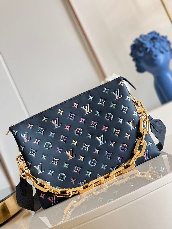 Alice Bags- Louis Vuittons  - 16255
