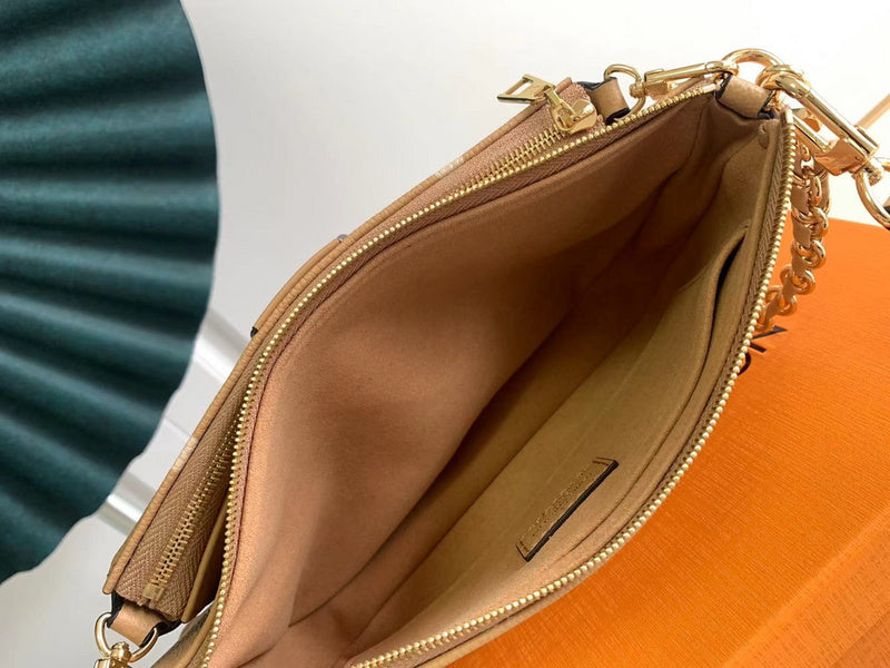 Alice Bags- Louis Vuittons  - 16451