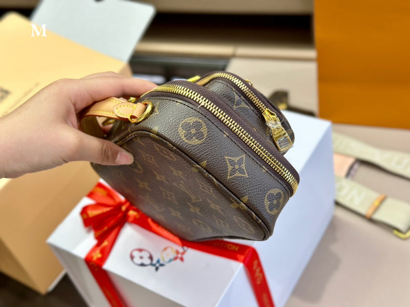 Alice bags - Louis Vuittons  - 15012