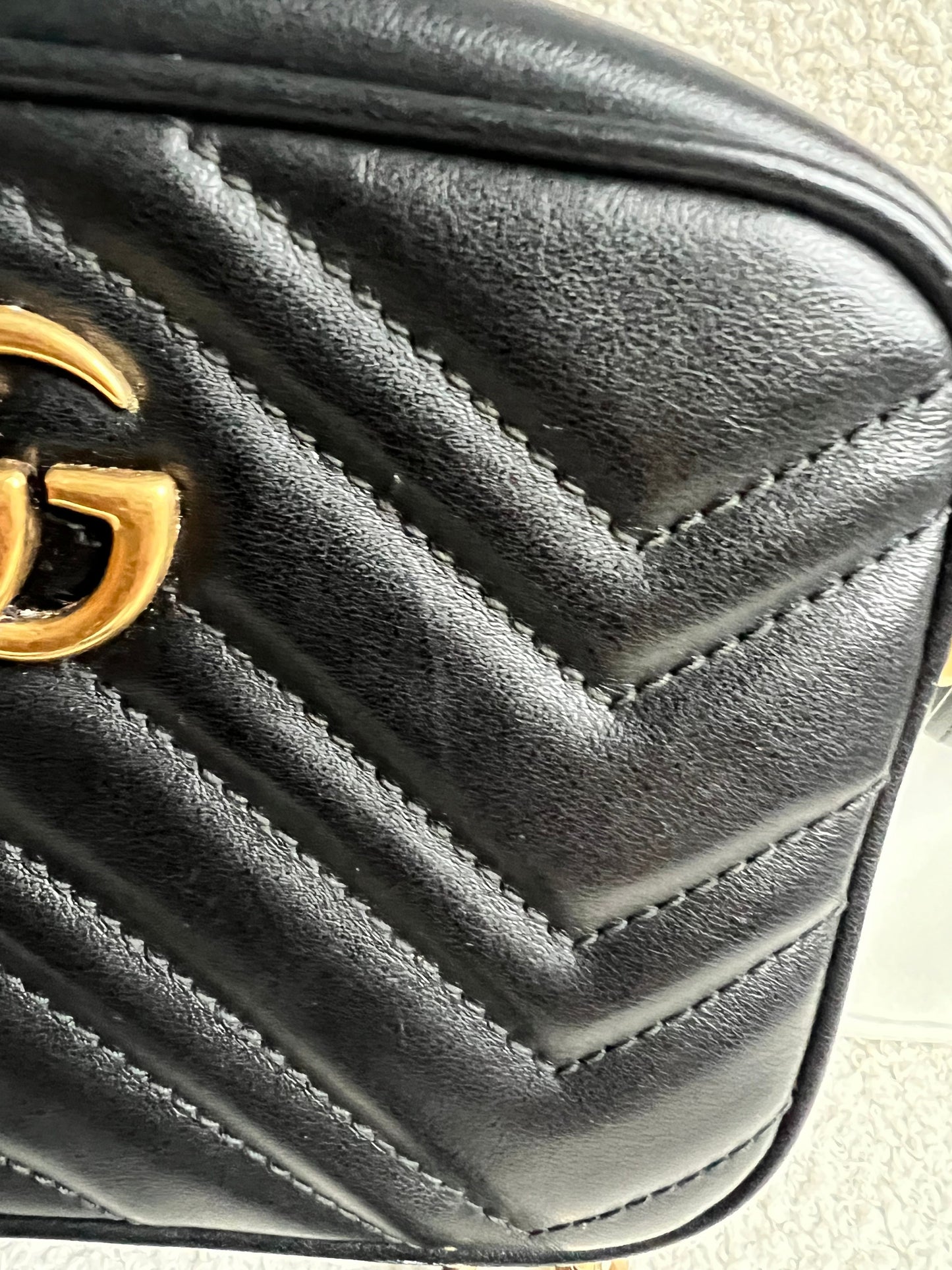 Gucci GG Black Marmont Mini Shoulder Bag (RRP £1,360)