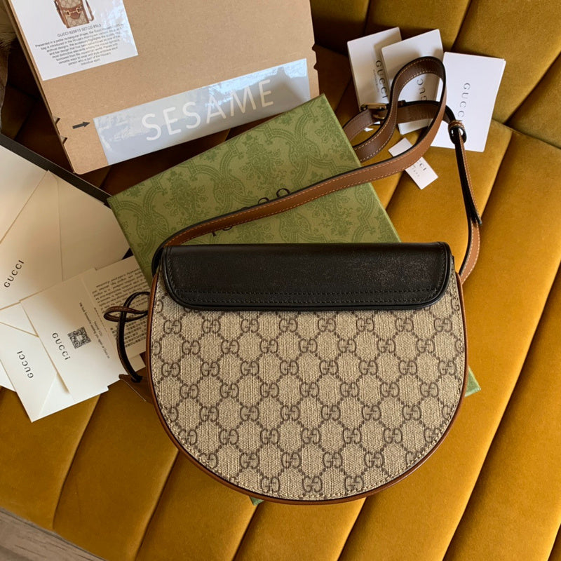 Gucci   Luxury Bags  1027