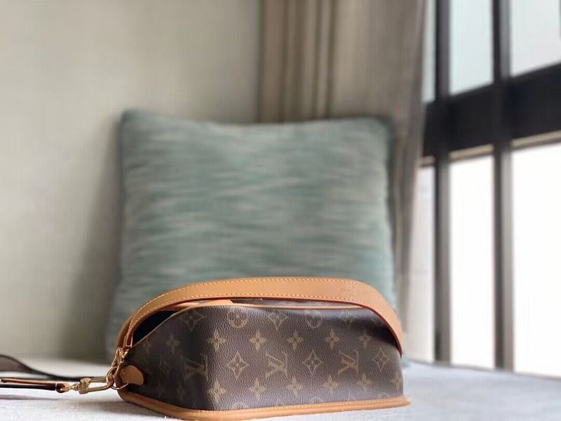 Alice bags - Louis Vuittons  - 15620