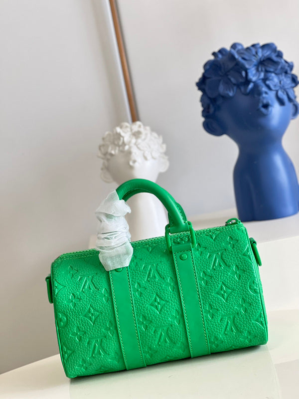 Alice Bags- Louis Vuittons  - 16422
