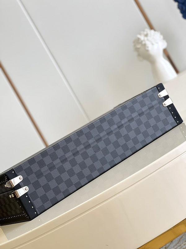 Alice bags - Louis Vuittons  - 9505