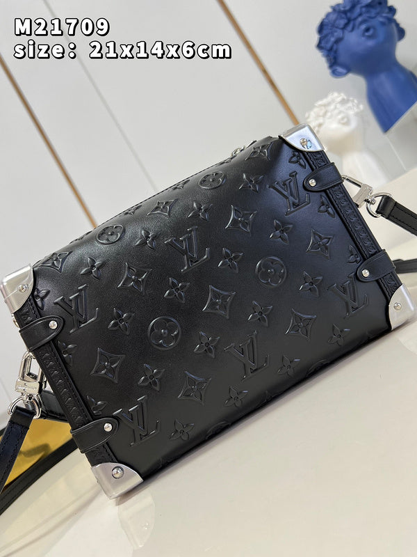 Alice Bags- Louis Vuittons  - 16054