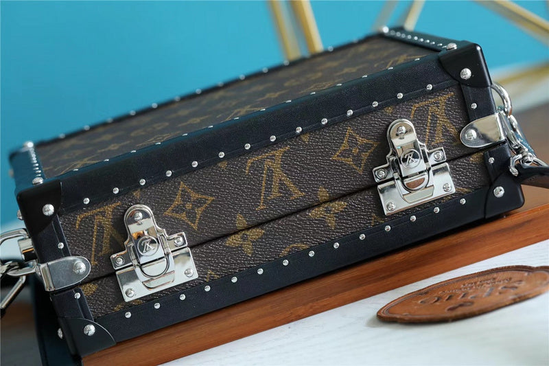 Alice bags - Louis Vuittons  - 10122