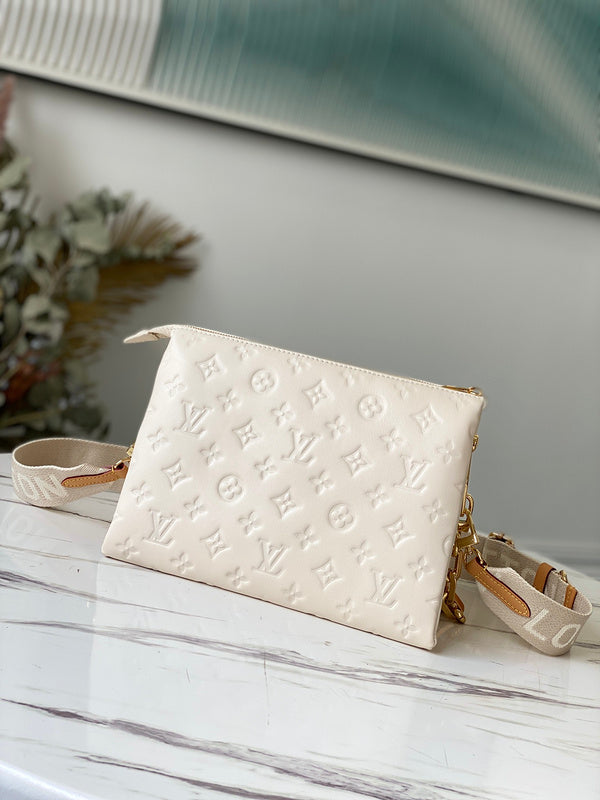 Alice Bags- Louis Vuittons  - 16329
