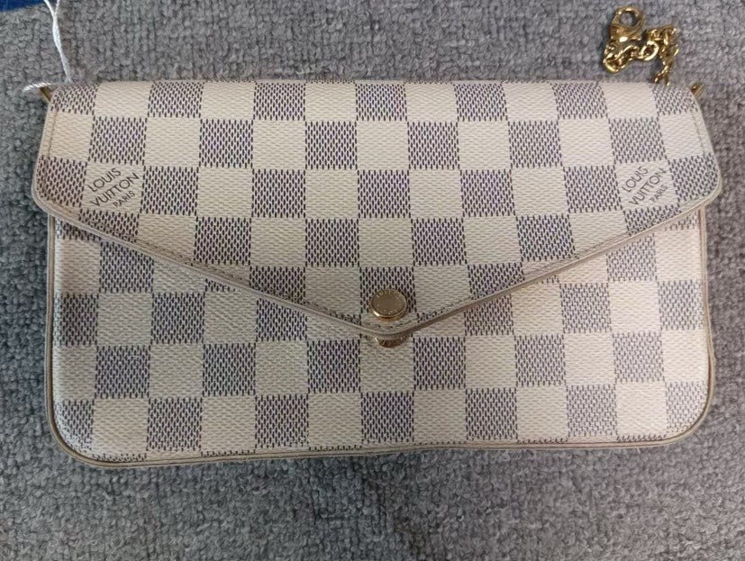Louis Vuitton Damier Azur Pochette Félicie B23-14