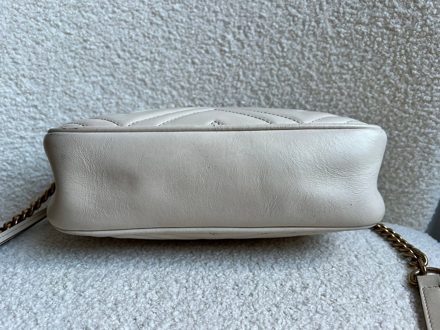 Gucci GG White Marmont Small Shoulder Bag (RRP £1440)