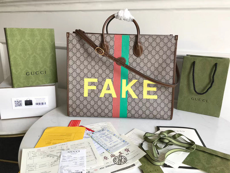 Gucci   Luxury Bags  1065