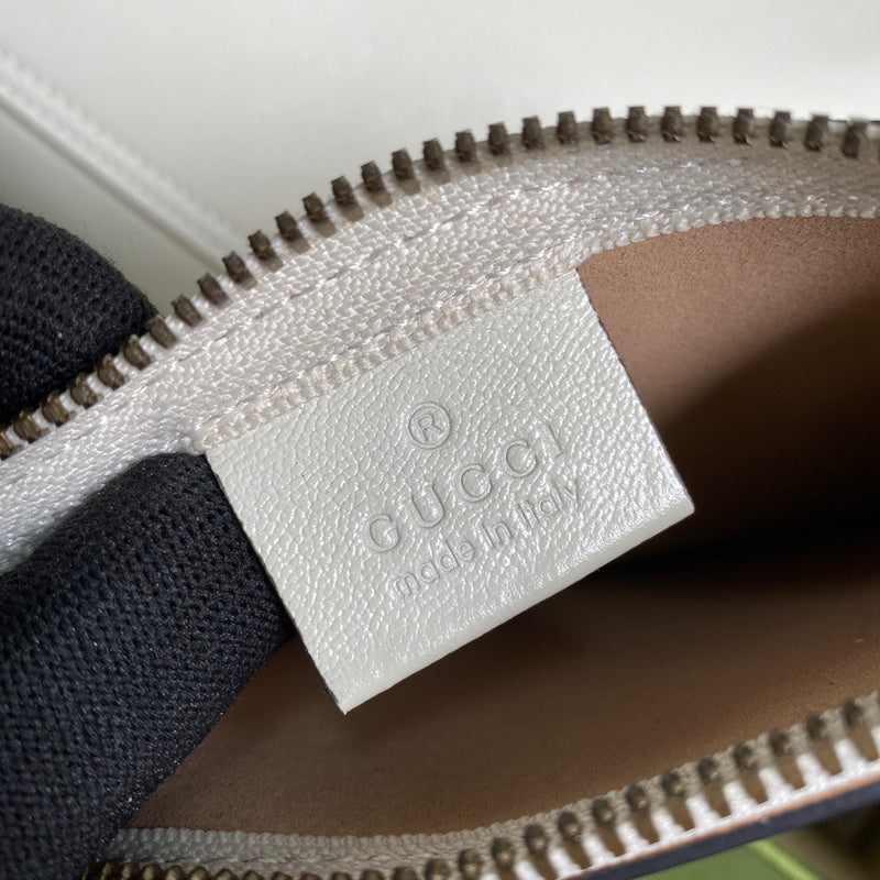 Gucci   Luxury Bags  1010