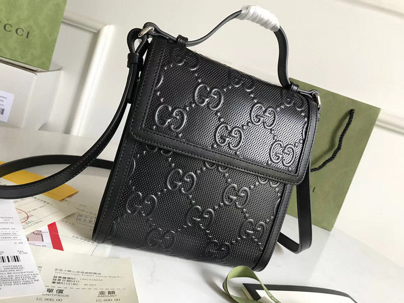 Gucci   Luxury Bags  1063