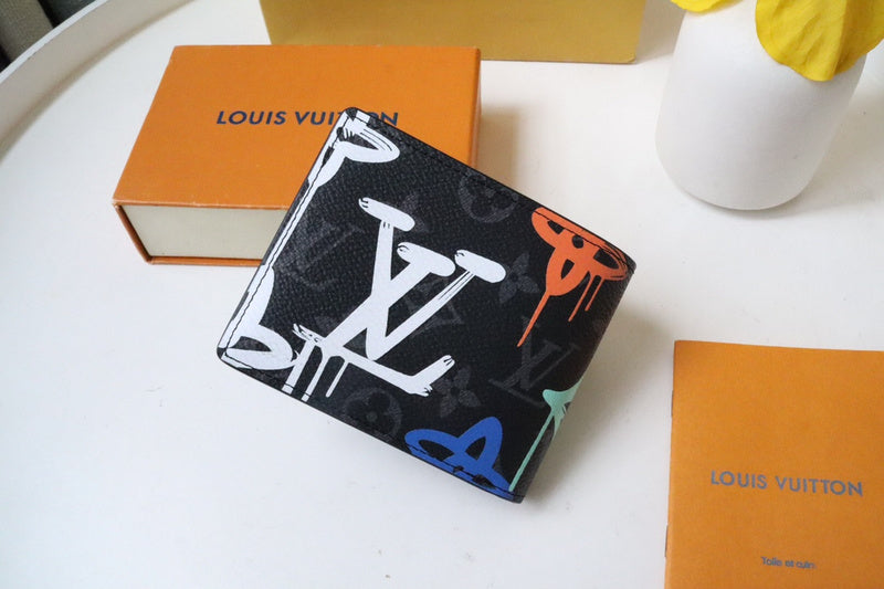 Alice Bags- Louis Vuittons  - 16002