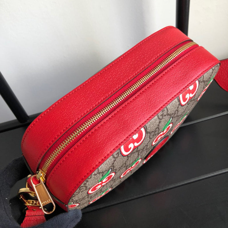 Gucci   Luxury Bags  1123